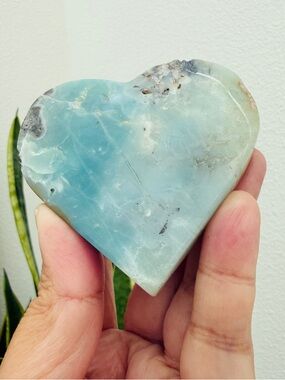 Caribbean Calcite Crystal Heart Natural Blue Aragonite & Calcite Stone for Peace